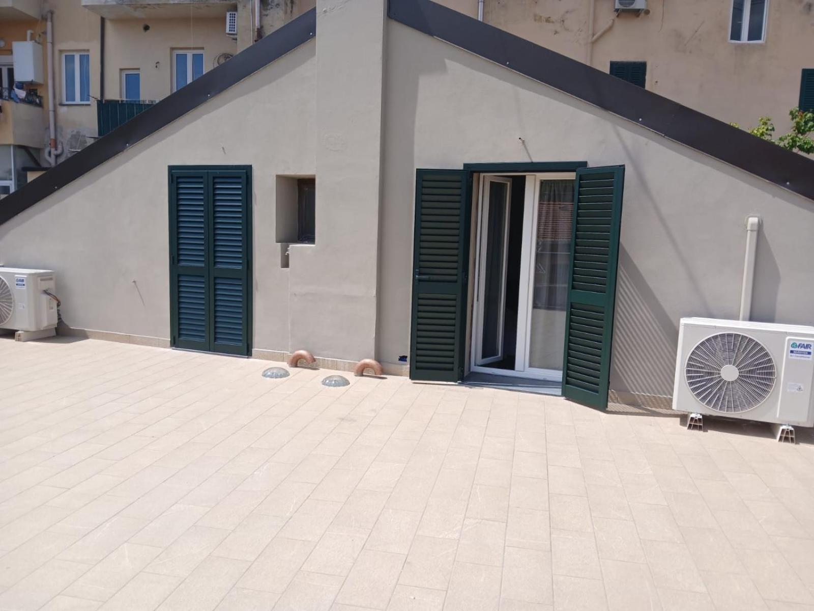 Апартаменты Casa N 1 Con Parcheggio Privato E Colonnina Ricarica Ливорно Экстерьер фото